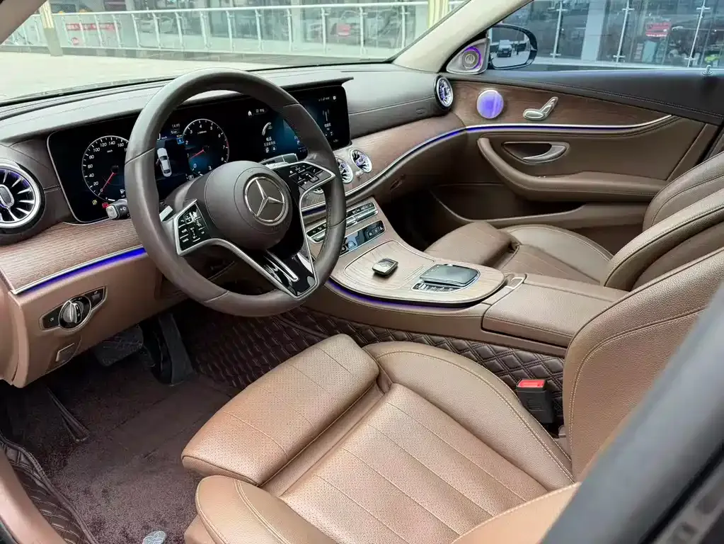 Mercedes-Benz E-Class 2023 из CN, фото 5