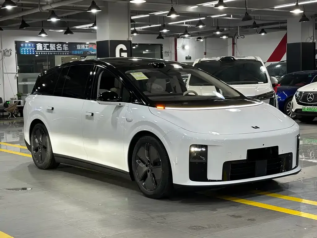 Li Auto i8 2025 из CN, фото 9