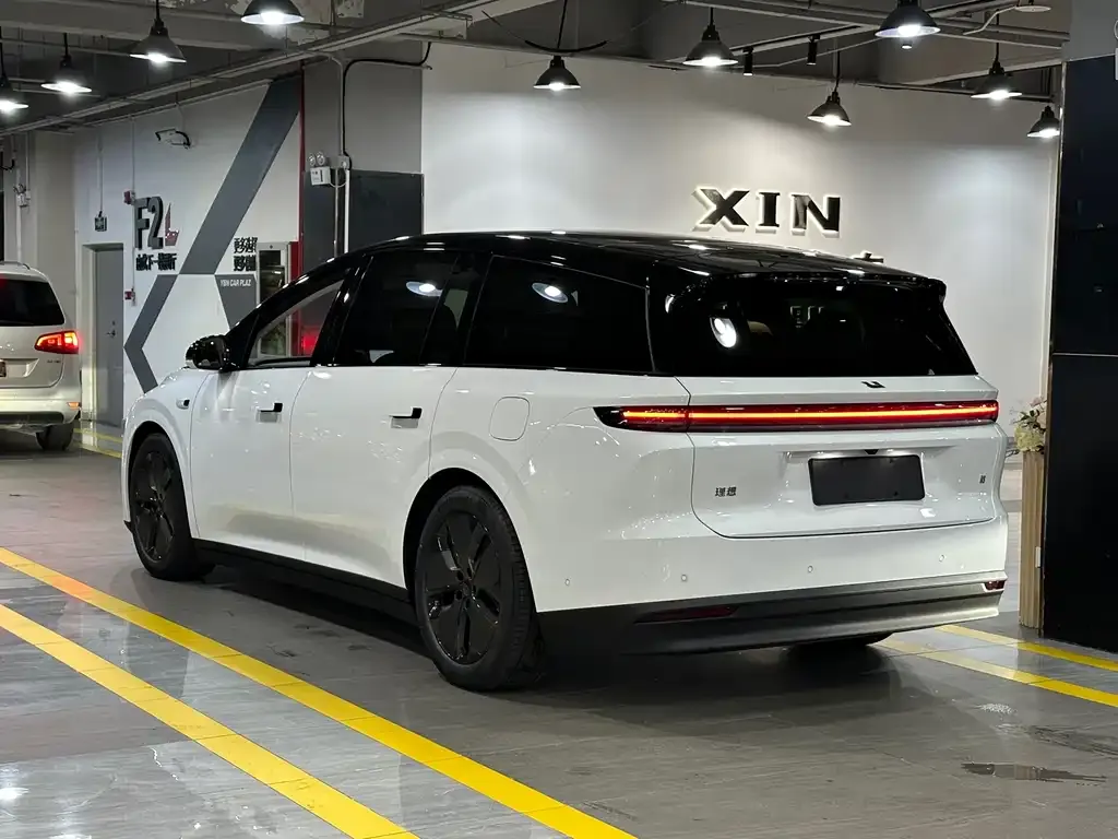 Li Auto i8 2025 из CN, фото 6
