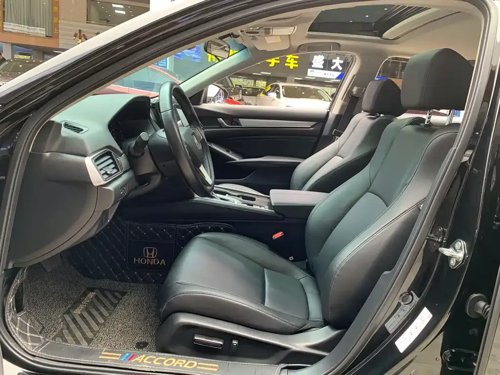 Honda Accord 2023 из CN, фото 6