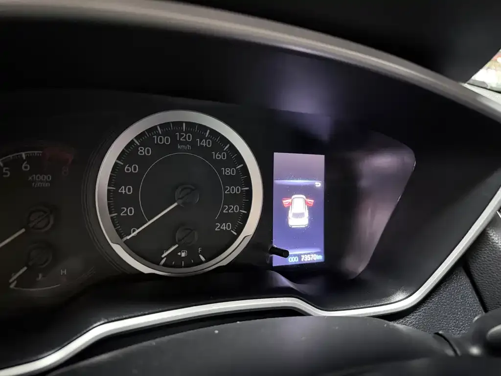 Toyota Frontlander 2022 из CN, фото 4