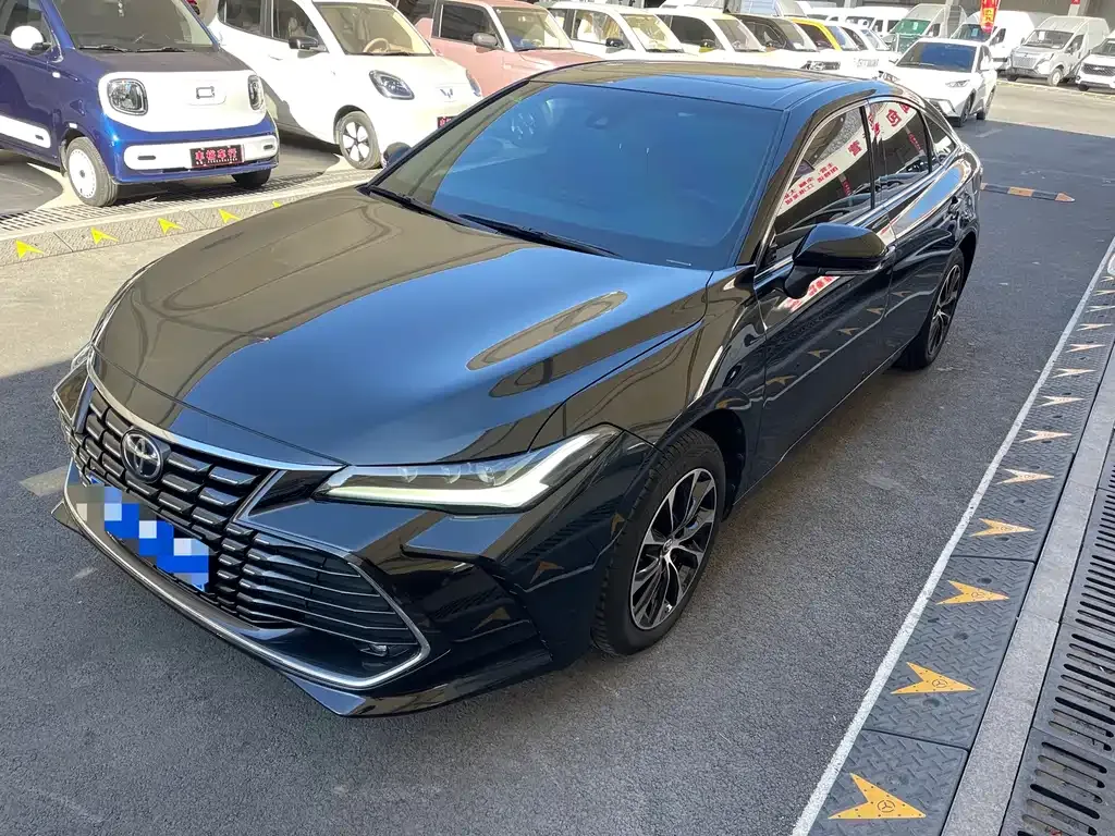 Toyota Avalon 2024 из CN, фото 1