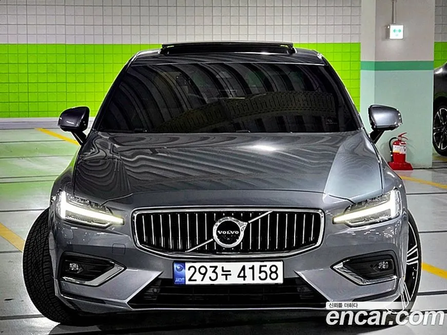 Volvo S60 2021 из KR, фото 4