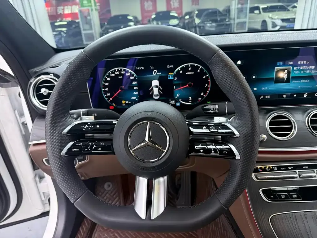 Mercedes-Benz E-Class 2023 из CN, фото 4