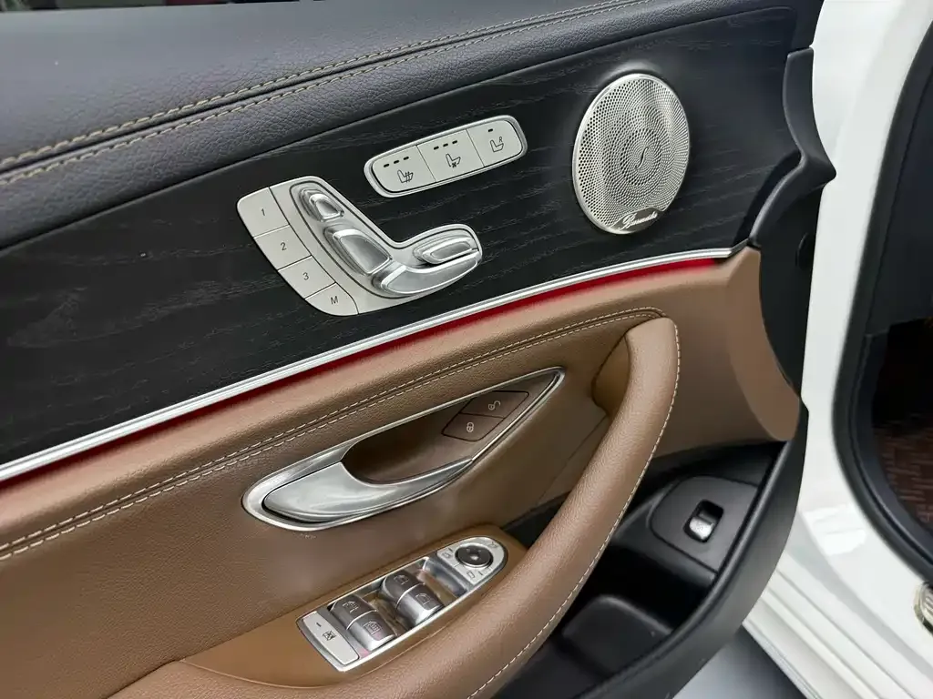 Mercedes-Benz E-Class 2023 из CN, фото 5