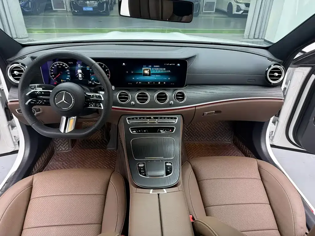 Mercedes-Benz E-Class 2023 из CN, фото 8
