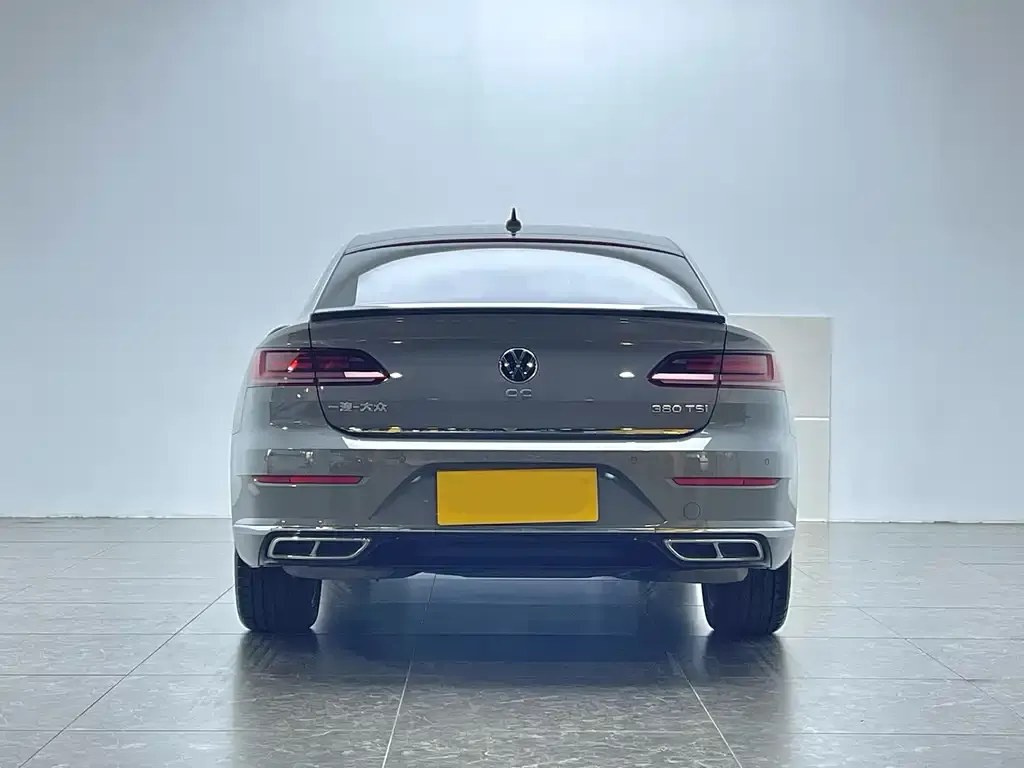 Volkswagen CC 2022 из CN, фото 4