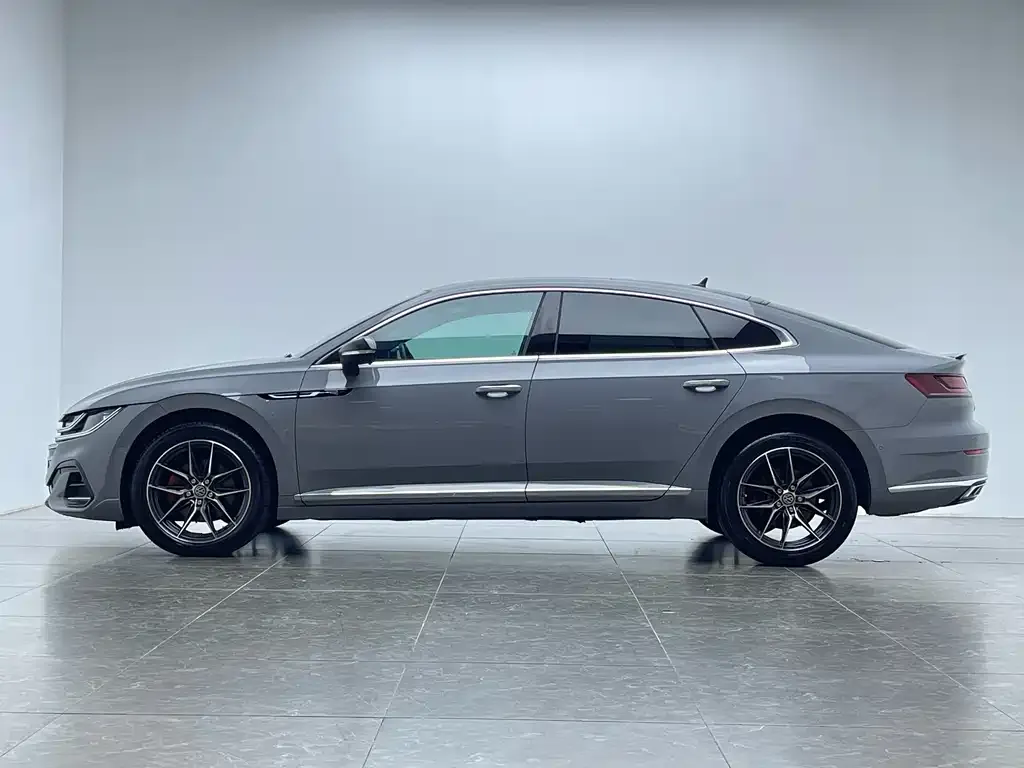 Volkswagen CC 2022 из CN, фото 9