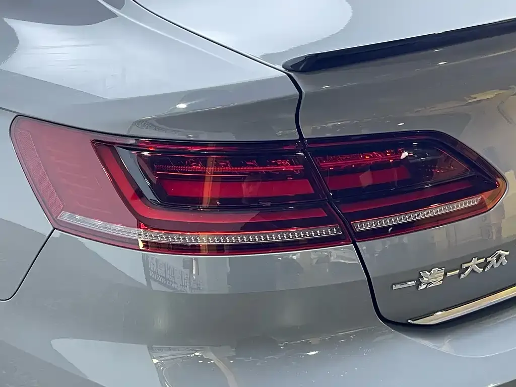 Volkswagen CC 2022 из CN, фото 10