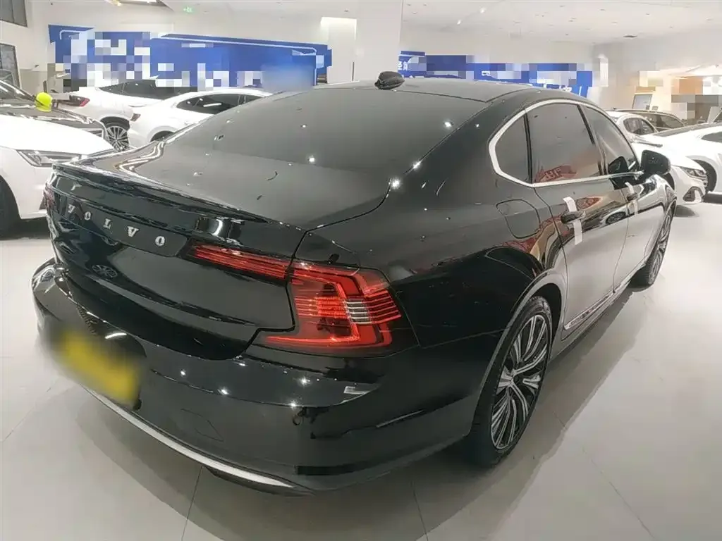 Volvo S90 — фото 2