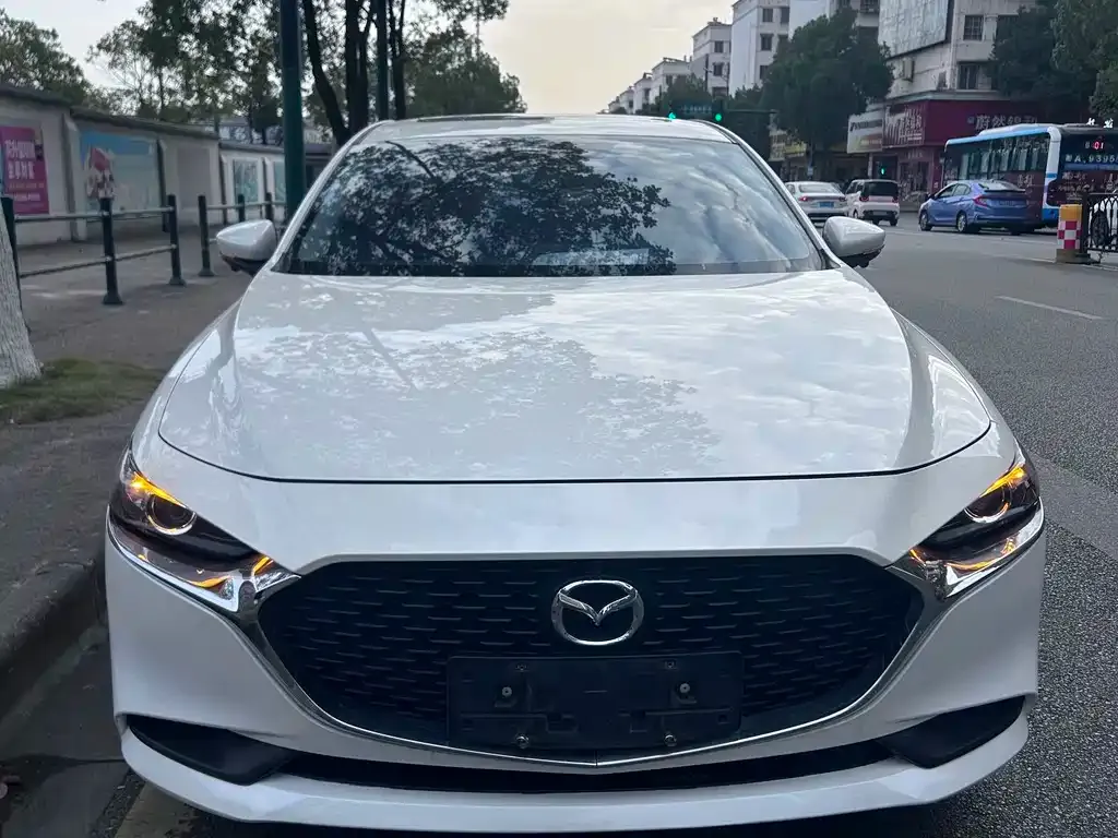 Mazda 3 Axela 2021 из CN, фото 6
