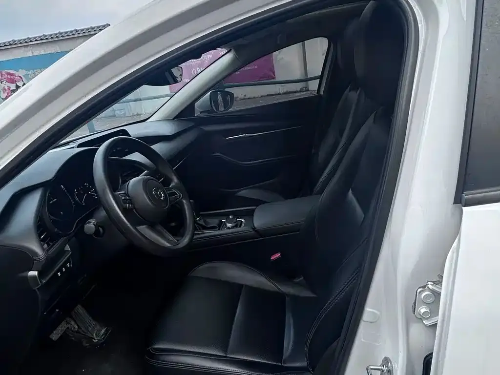 Mazda 3 Axela 2021 из CN, фото 2