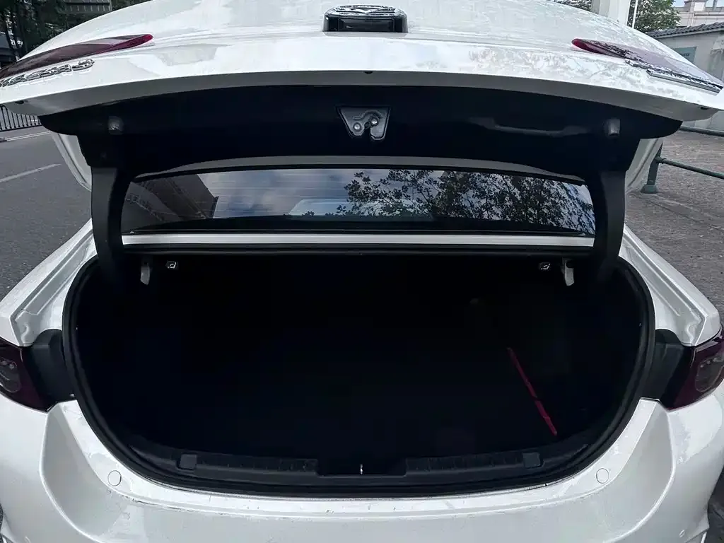 Mazda 3 Axela 2021 из CN, фото 8