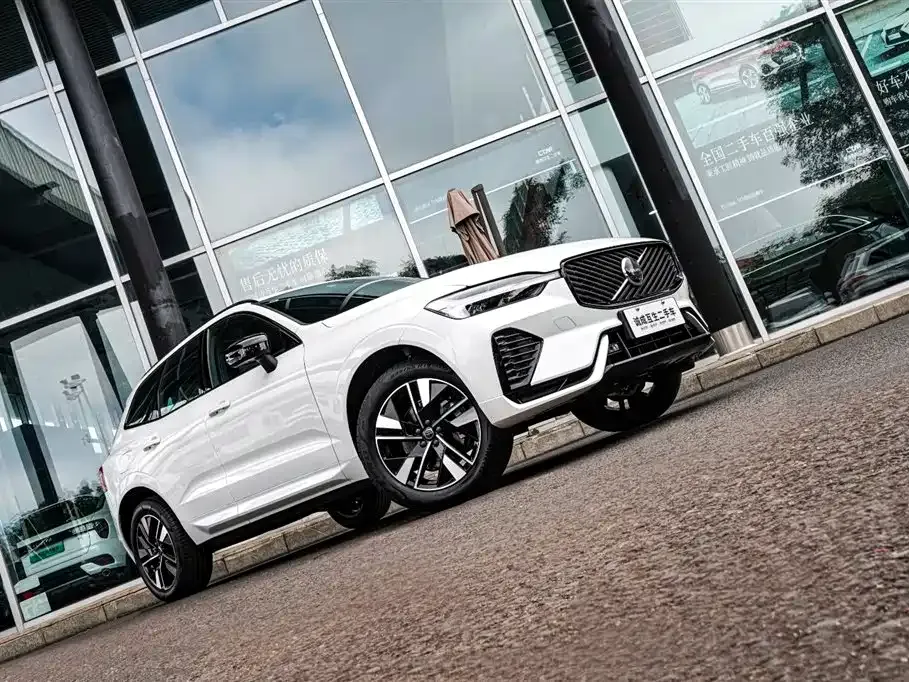 Volvo XC60 2025 из CN, фото 6