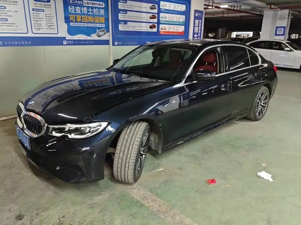 BMW 3 Series 2022 из CN, фото 1