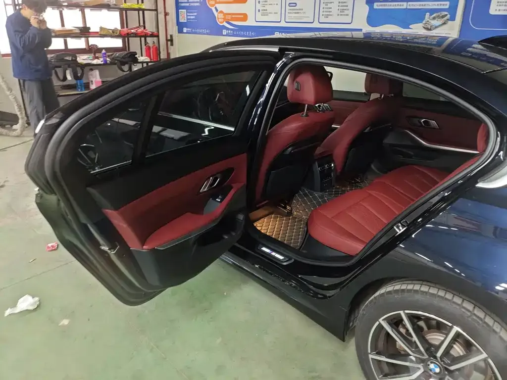 BMW 3 Series 2022 из CN, фото 8