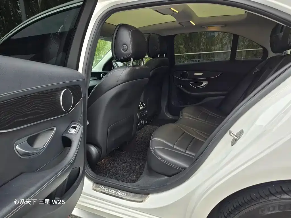 Mercedes-Benz C-Class 2022 из CN, фото 2