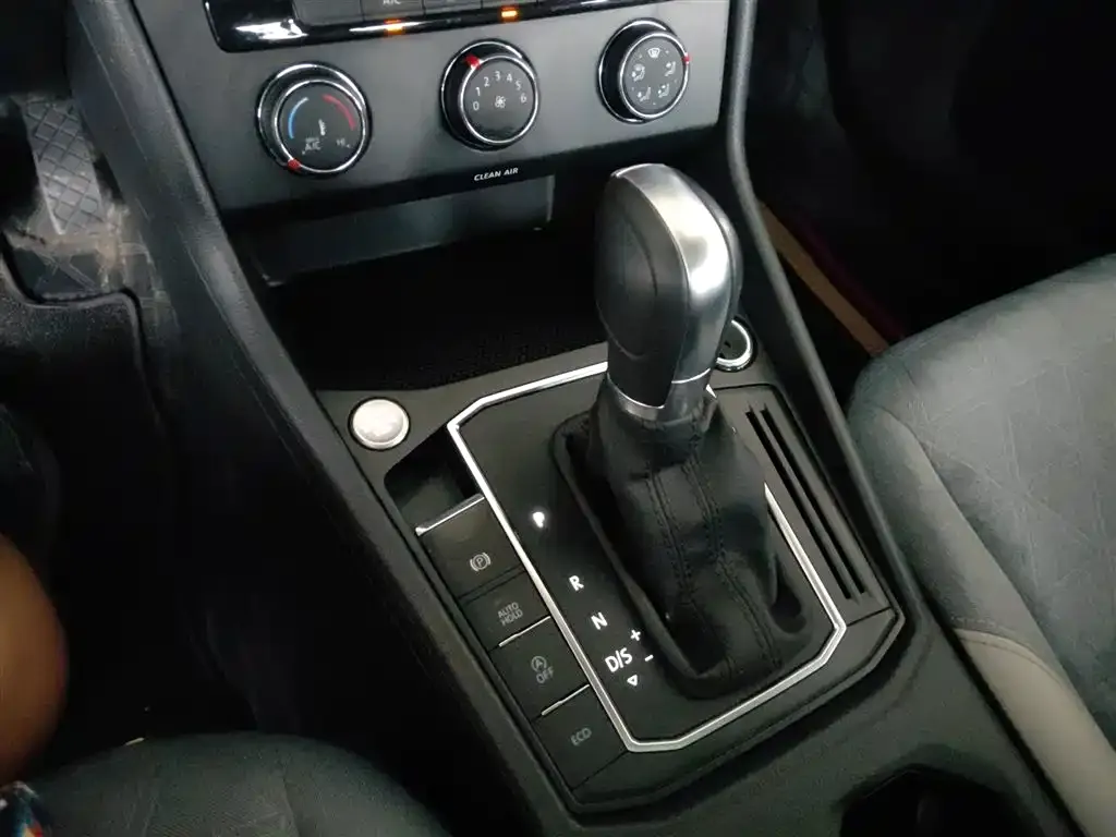 Volkswagen Lavida 2022 из CN, фото 6