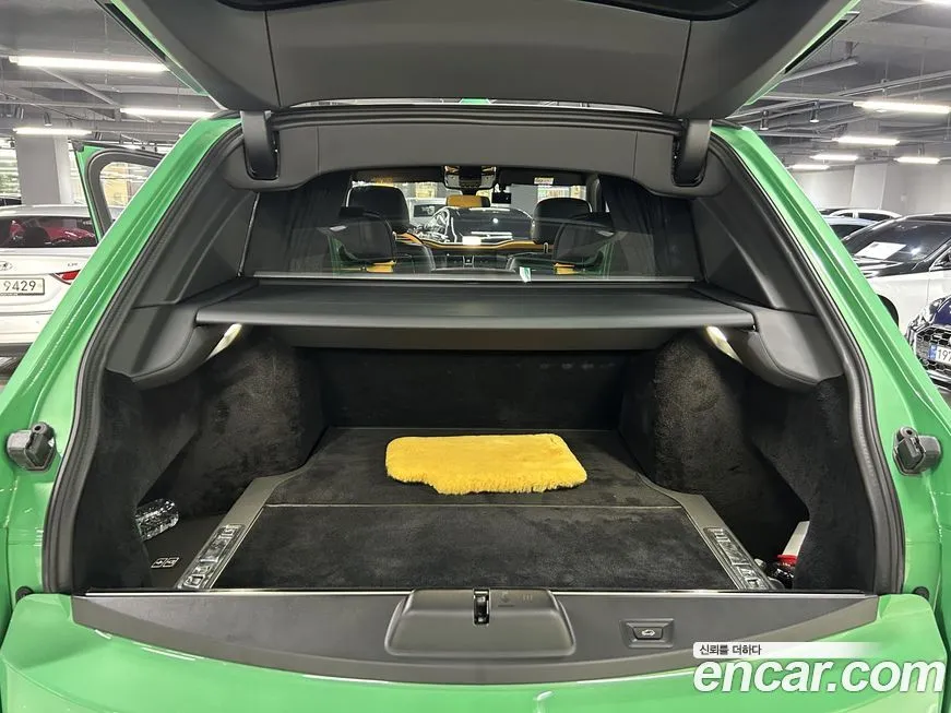 Rolls-Royce Cullinan 2023 из KR, фото 9