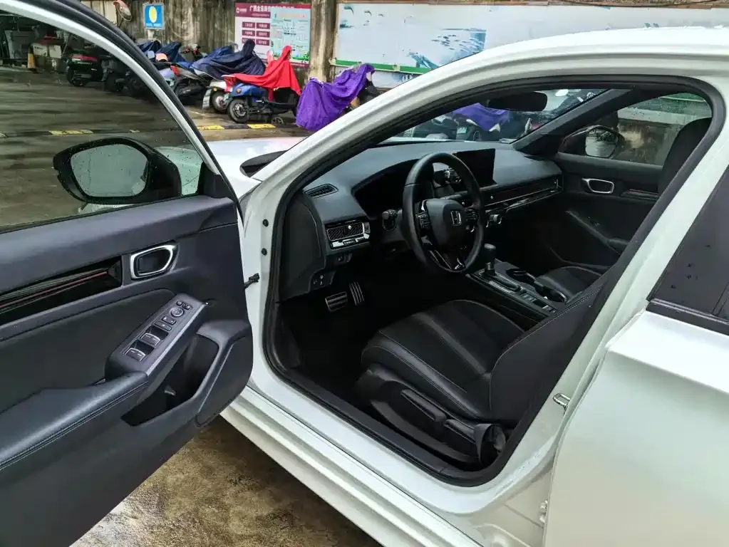 Honda Civic 2022 из CN, фото 4