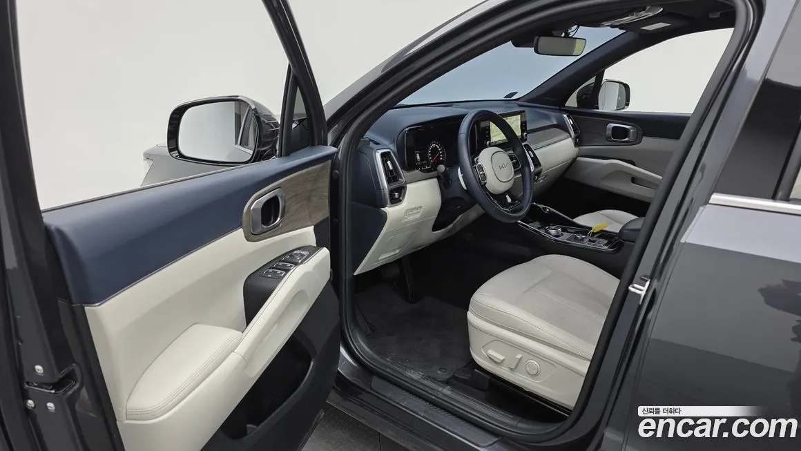 Kia Sorento — фото 7