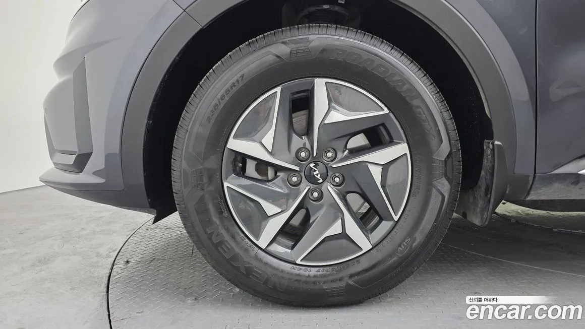 Kia Sorento — фото 6