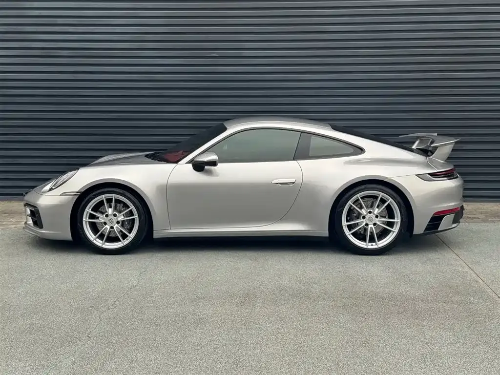 Porsche 911 2024 из CN, фото 3