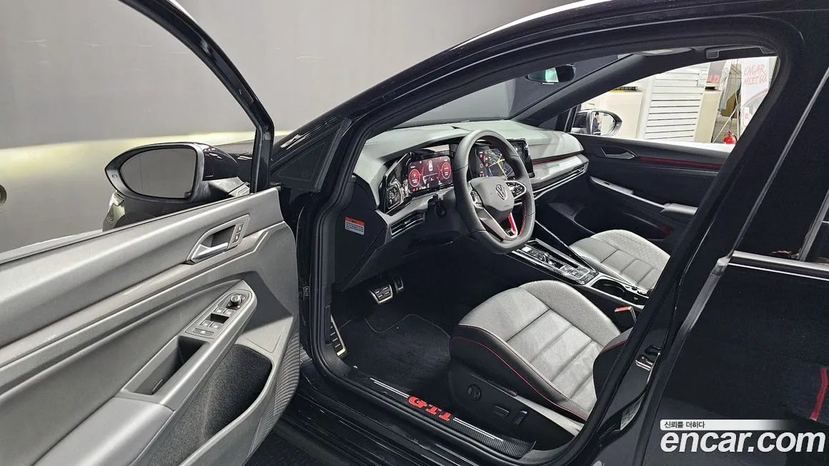 Volkswagen Golf 2023 из KR, фото 4