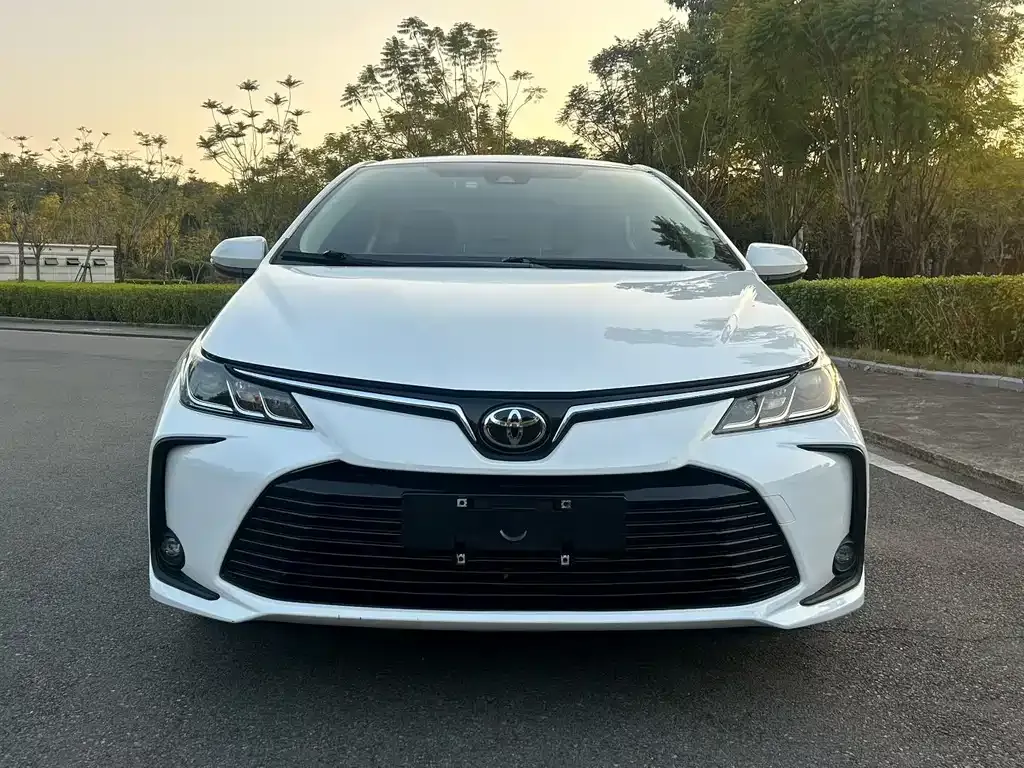 Toyota Corolla 2022 из CN, фото 9