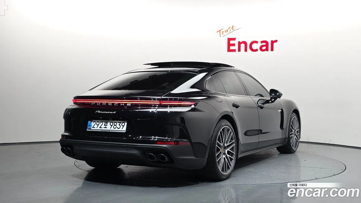 Porsche Panamera 2025 из KR, фото 5