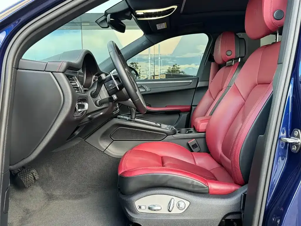 Porsche Macan 2023 из CN, фото 3