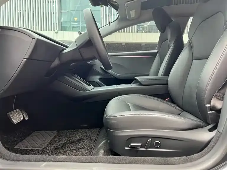 Tesla Model 3 2024 из CN, фото 2