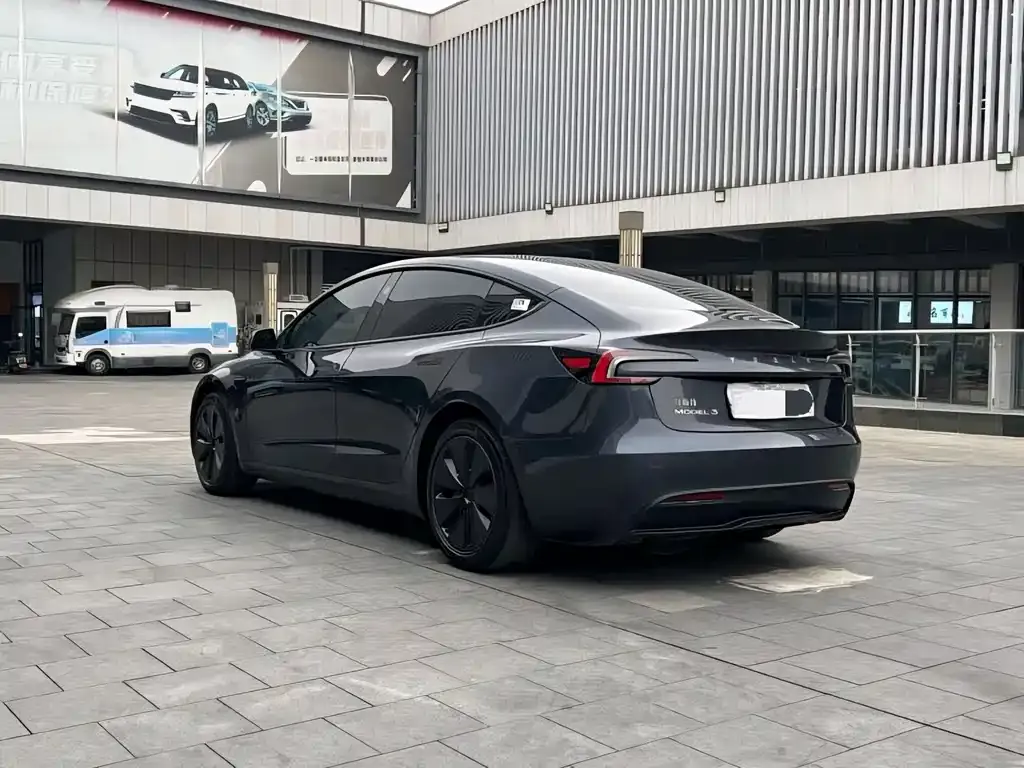 Tesla Model 3 2024 из CN, фото 8