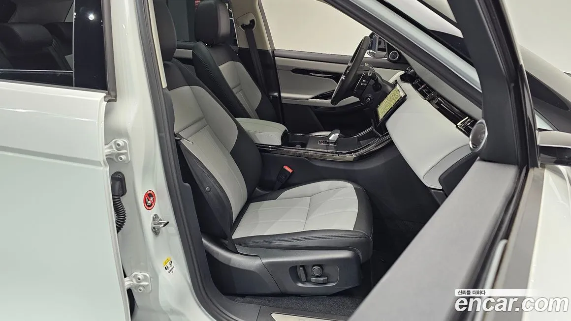 [object Object] Range Rover Evoque 2024 из KR, фото 10