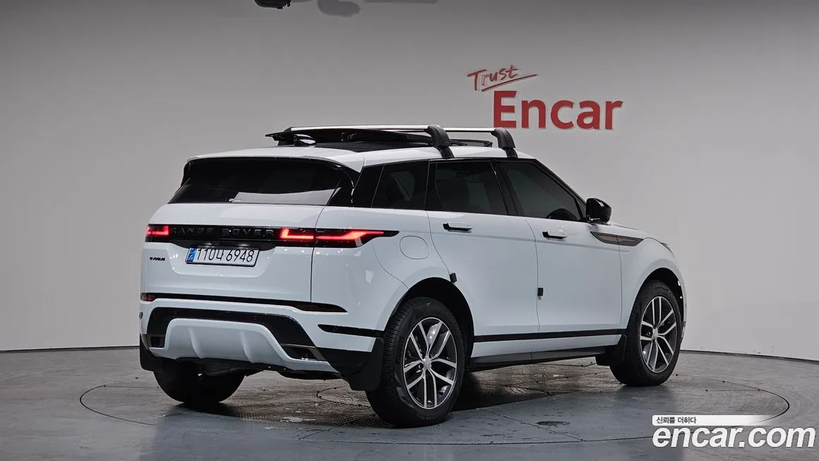 [object Object] Range Rover Evoque 2024 из KR, фото 2