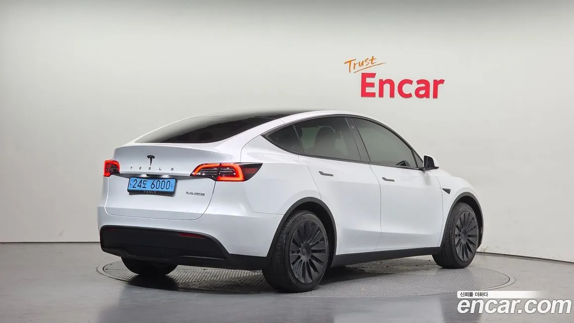 Tesla Model Y 2024 из KR, фото 8