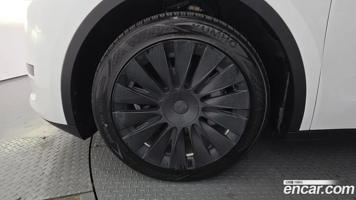 Tesla Model Y 2024 из KR, фото 7
