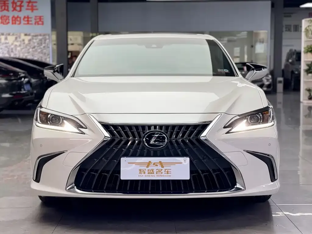 Lexus ES 2022 из CN, фото 3