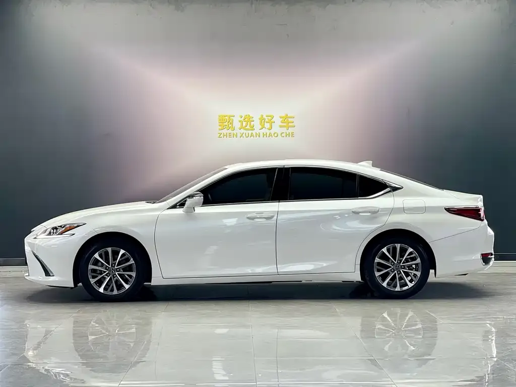 Lexus ES 2022 из CN, фото 2