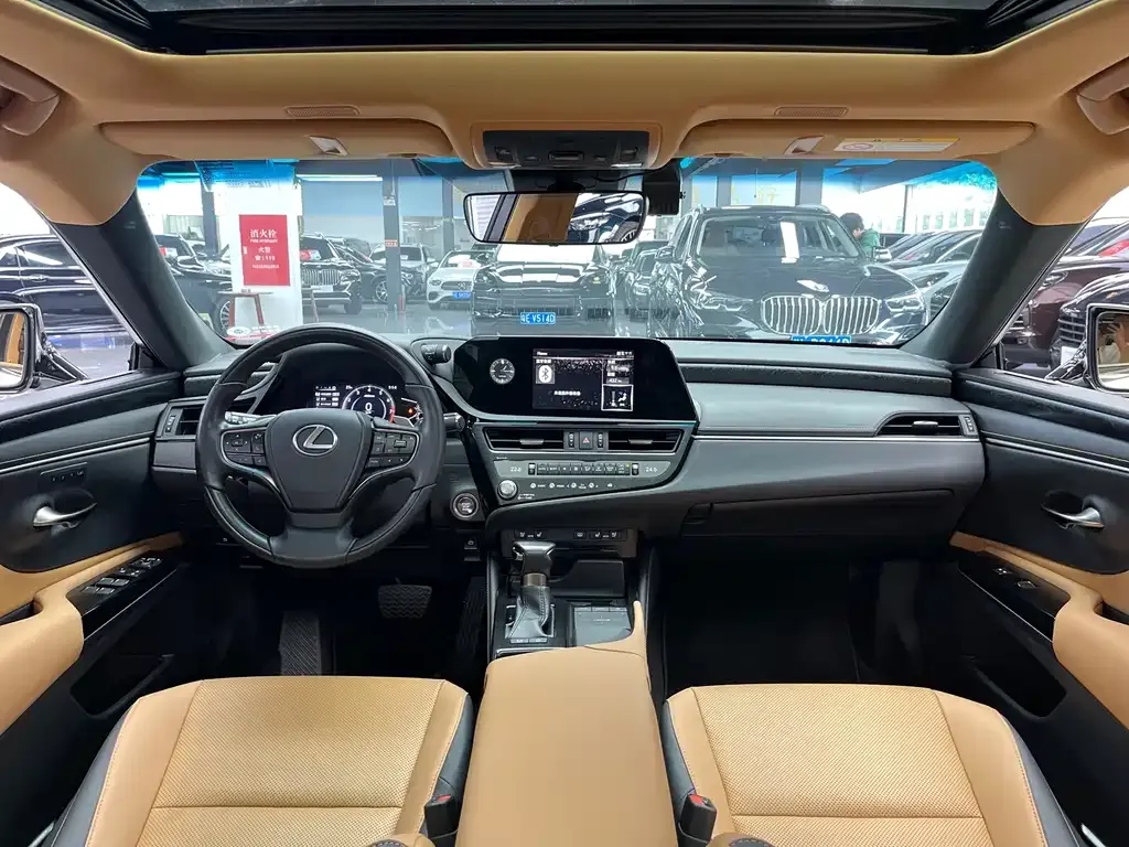 Lexus ES 2022 из CN, фото 8
