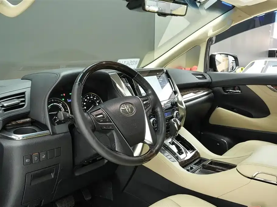 Toyota Alphard 2022 из CN, фото 5