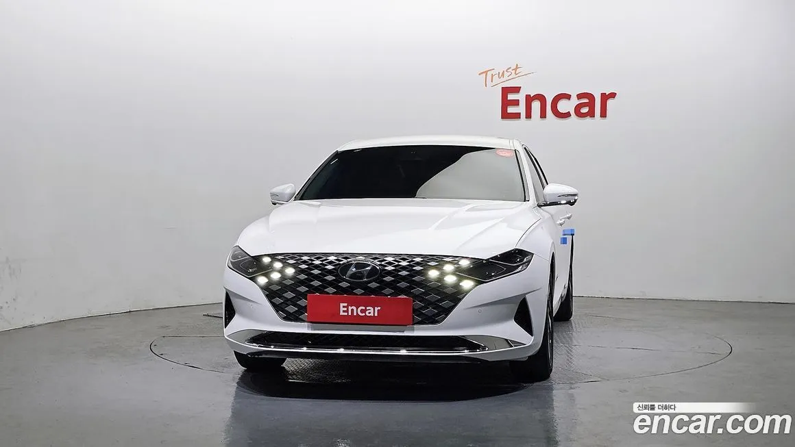 Hyundai Grandeur 2023 из KR, фото 3