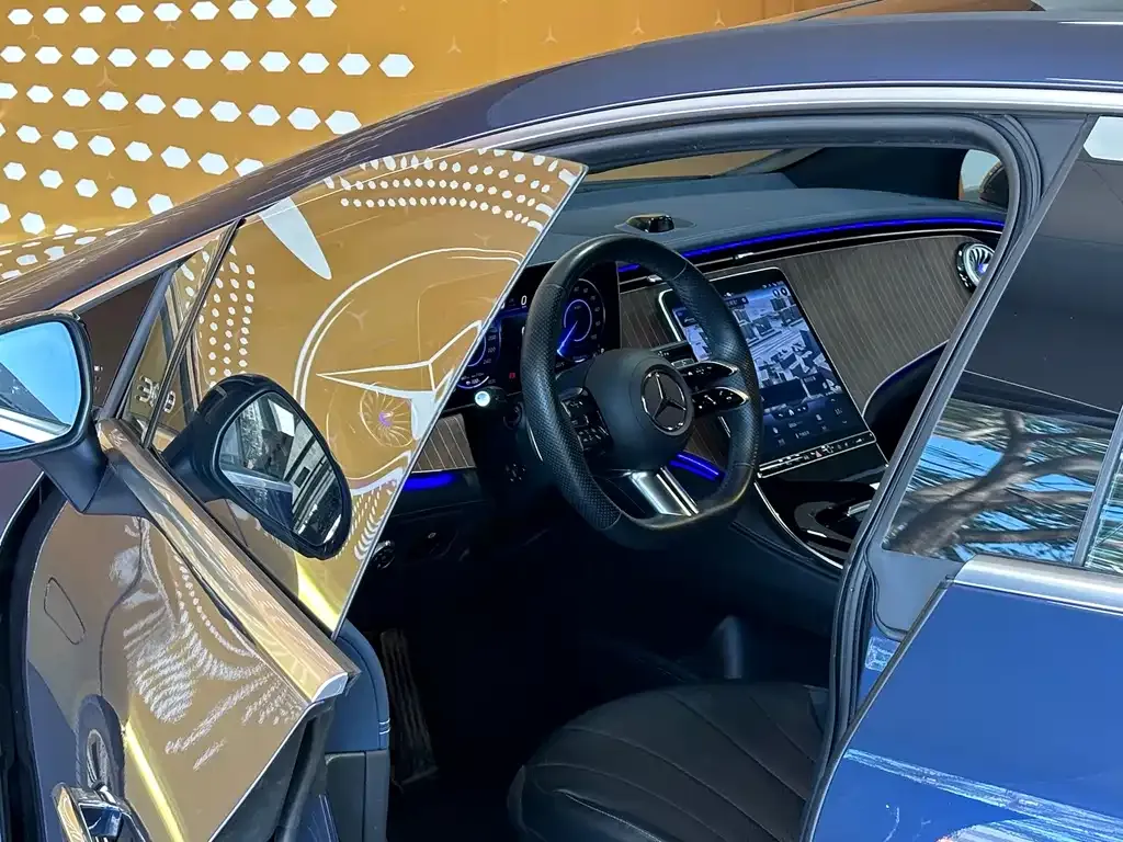 Mercedes-Benz EQE 2023 из CN, фото 8