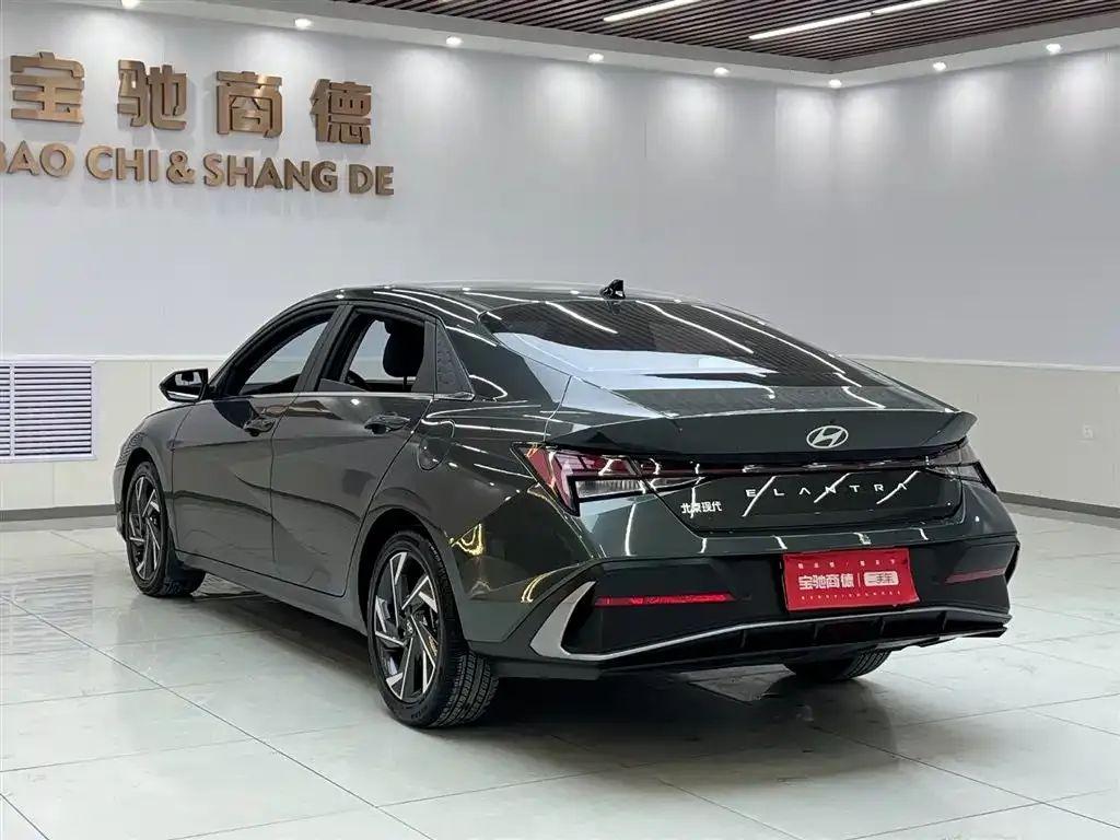 Hyundai Elantra 2025 из CN, фото 8