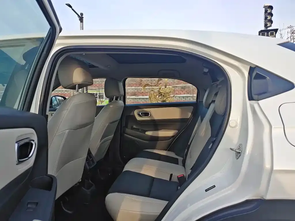 Honda Vezel 2023 из CN, фото 8