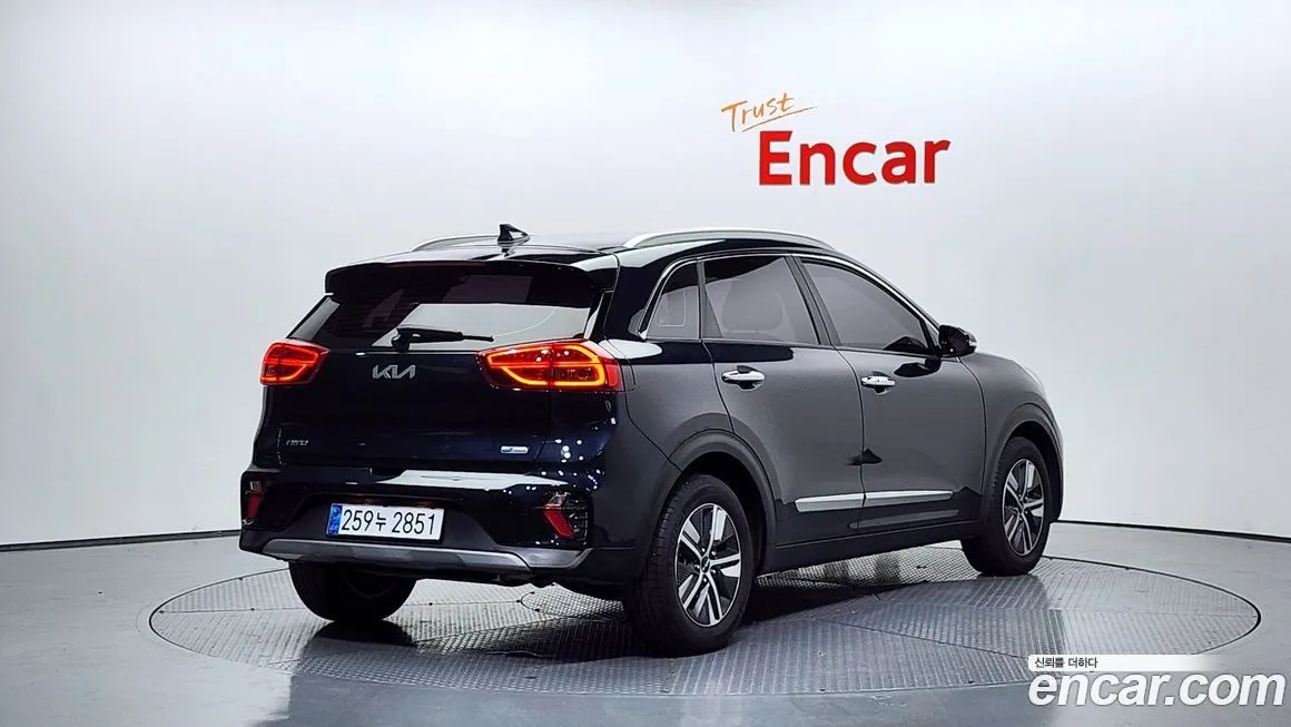 Kia Niro — фото 2