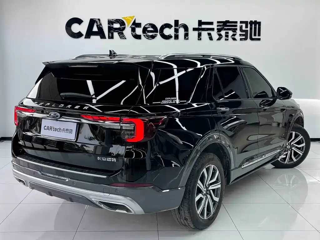 Ford Explorer 2024 из CN, фото 6