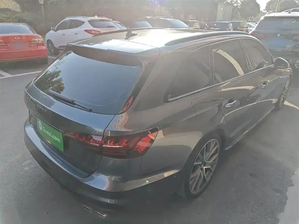 Audi S4 2023 из CN, фото 9