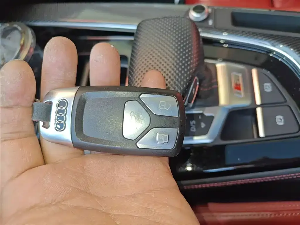Audi S4 2023 из CN, фото 6
