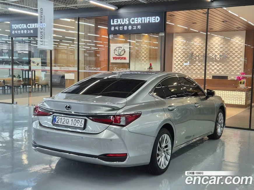 Lexus ES 2026 из KR, фото 3